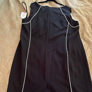 Kasper Stretch Woven Crew Neck Sleeveless Sheath Dress